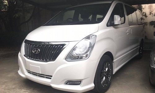 Minivan hạng sang Hyundai H-1 Limited II giá 1,12 tỷ