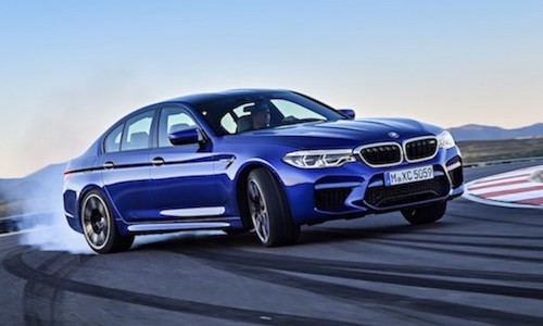 Siêu sedan BMW M5 2018 mạnh ngang siêu xe lộ diện 