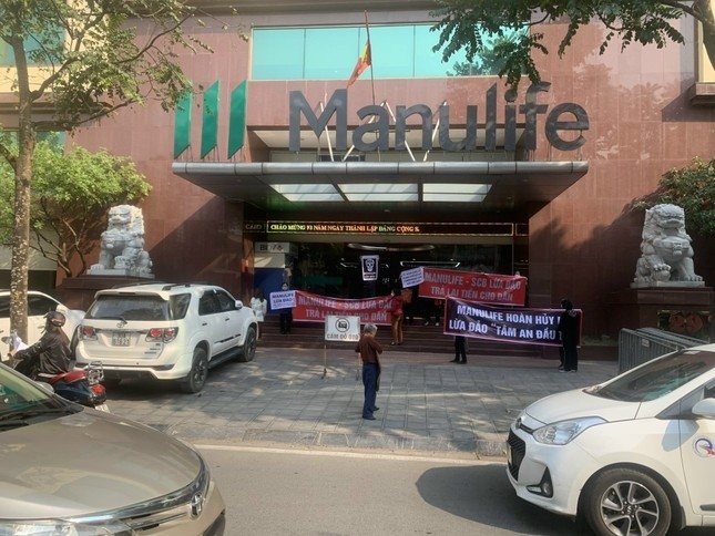 Các vụ lùm xùm liên quan đến bảo hiểm Manulife