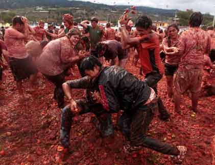 Lễ hội La Tomatina 2013  - Cuộc “đại chiến cà chua”