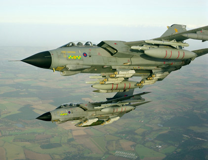 Đo sức mạnh của “cơn lốc diệt tăng” Tornado GR.4