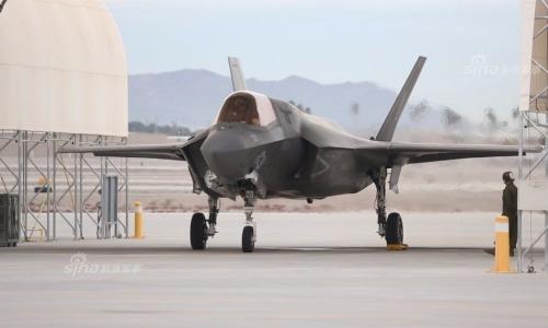 Hình ảnh đầu tiên tiêm kích F-35B tại Nhật Bản