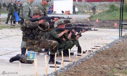 Ảnh: Lính Nga hăng say tập luyện để chuẩn bị cho điều này