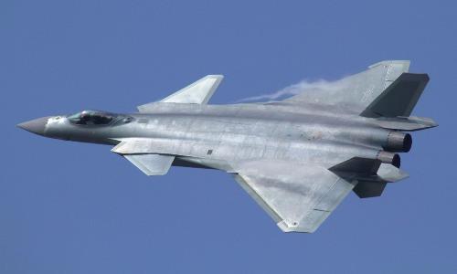 Dân mạng lo tiêm kích J-20 thành "F-35 phiên bản Trung Quốc"