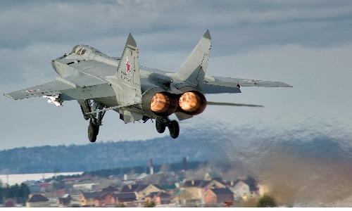 Khám phá bí mật nơi hiện đại hóa siêu cơ MiG-31