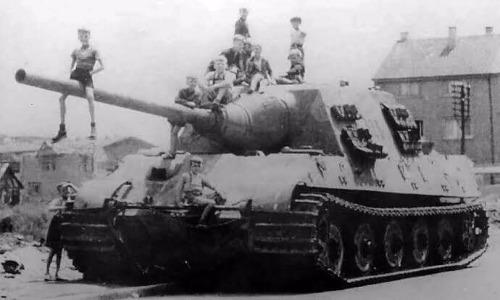 Vì sao siêu pháo diệt tăng Jagdtiger của Đức thảm bại trong CTTG 2?