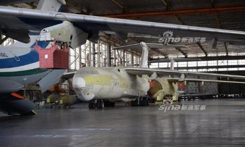 Kẻ ăn không hết, người lần không ra: Dàn Il-76 bỏ xó