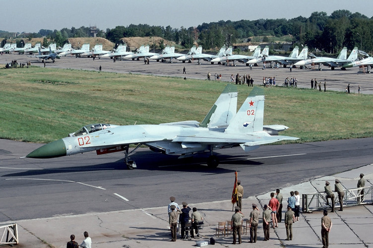 Liên Xô tan rã, hàng chục chiếc Su-27 ở Ba Lan bỗng dưng "vô chủ"