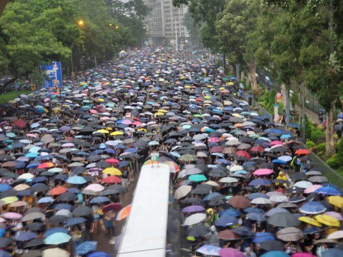 "Biển ô" xuống đường biểu tình ở Hong Kong cuối tuần