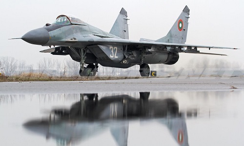 Không quân Mỹ mang F-16 sang Bulgaria học cách hạ MiG-29 Liên Xô