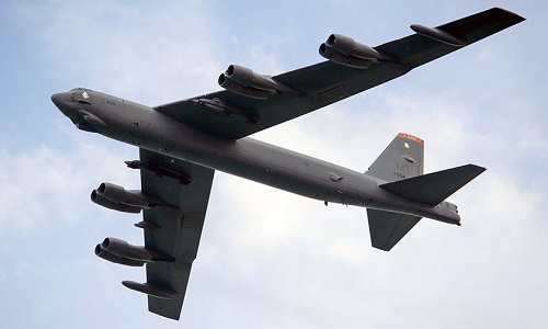 "Pháo đài bay" B-52H Mỹ mon men đến gần Kaliningrad của Nga làm gì?