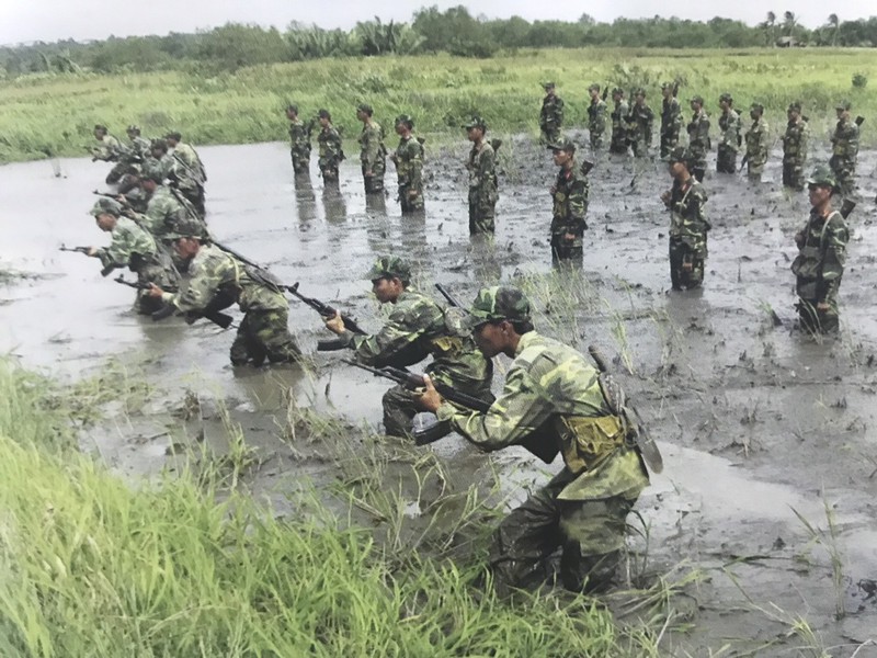 Bộ ảnh chưa từng công bố về lực lượng Quân đội nhân dân Việt Nam thiện chiến, tinh nhuệ