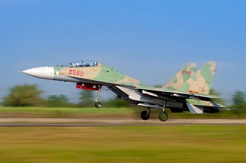 “Hổ Mang Chúa” Su-30MK2 cùng thiên binh canh giữ bầu trời Tổ quốc tung cánh đầu năm