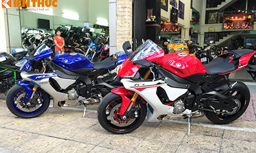 Cặp đôi siêu môtô Yamaha YZF-R1 2015 “nhập tịch” Việt Nam