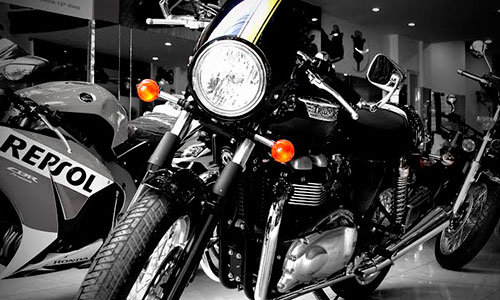 Cận cảnh “ly cafe chất lừ” Triumph Thruxton 2015 tại Việt Nam