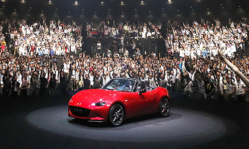 Mazda MX-5 Miata 2016 - Convertible cỡ nhỏ xuất sắc nhất