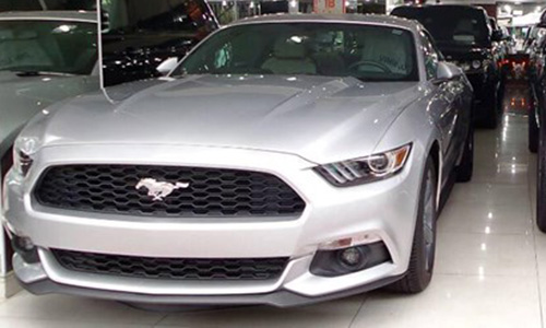 “Chiến mã” Ford Mustang Ecoboost 2015 nhập tịch Việt Nam