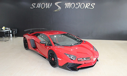 “Siêu bò” Aventador LP750-4 SV đầu tiên được rao bán tại Dubai