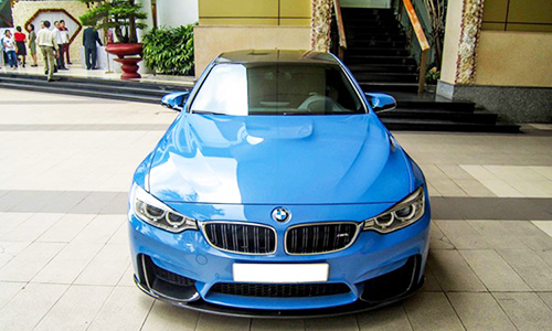 BMW M4 Yas Marina Blue trị giá 4 tỷ lăn bánh tại VN