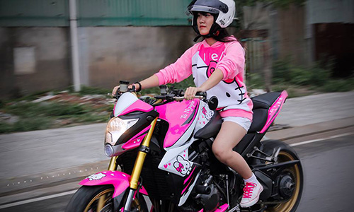 Hot teen Việt nài cứng “quái thú” PKL Hello Kitty 1000cc