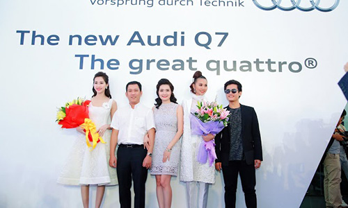 HH Đặng Thu Thảo, siêu mẫu Thanh Hằng đọ dáng với Audi