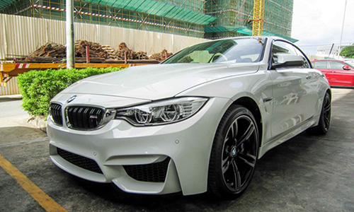 Ngắm xế sang BMW M4 mui trần hơn 4 tỷ tại Việt Nam