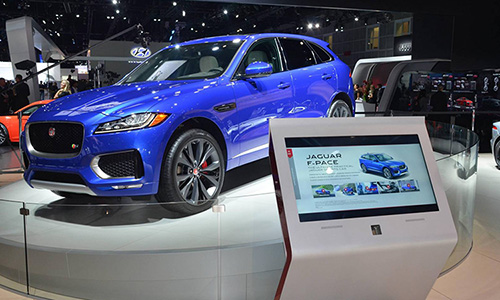 Jaguar chính thức ra mắt F-Pace, giá từ hơn 800 triệu đồng