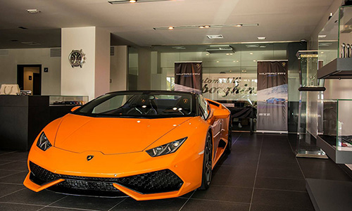 Ngắm “siêu bò” Lamborghini Huracan Spyder cam cực độc