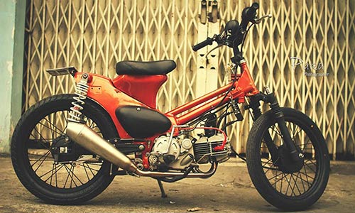 "Siêu cub Honda" độ bobber cực chất của biker Việt