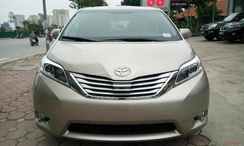 Toyota Sienna Limited 2016 giá 3,3 tỷ đồng tại Hà Nội