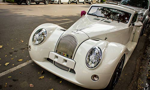 "Siêu mẫu Anh" Morgan Aero 8 Supersport tại Hà Nội