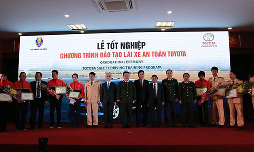 Toyota Việt Nam hoàn tất đào tạo giảng viên lái xe an toàn