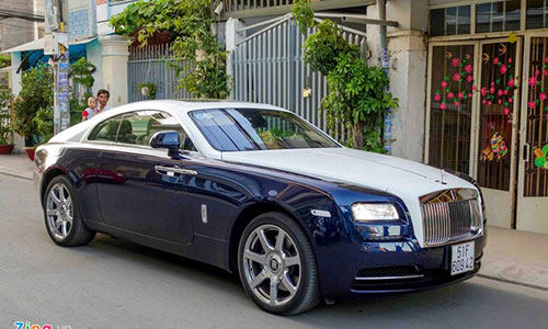 Rolls-Royce Wraith chính hãng 21 tỷ của đại gia Sài Gòn