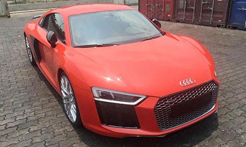 Siêu xe Audi R8 V10 Plus 2016 đầu tiên về Việt Nam