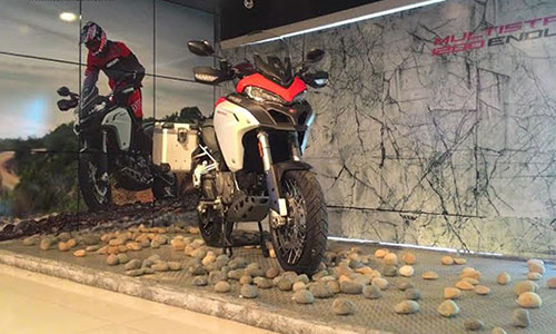 Ducati ra mắt Multistrada 1200 Enduro mới tại Việt Nam