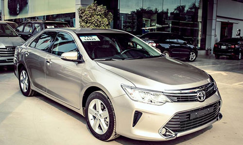 2410 xe Toyota Camry 2.0E "dính án" triệu hồi tại Việt Nam