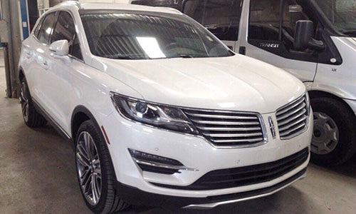 Lincoln MKC 2016 đầu tiên về Việt Nam giá 2,6 tỷ 