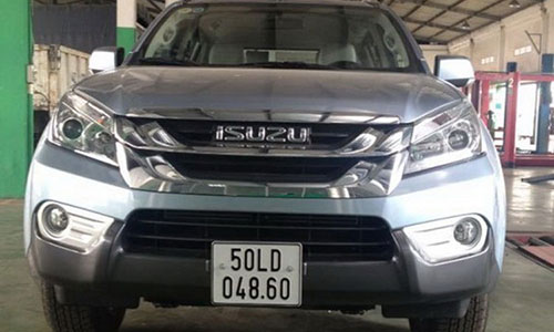 SUV Isuzu MU-X sẽ có giá 960 triệu đồng tại Việt Nam?