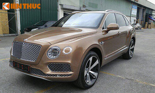 Siêu xe Bentley Bentayga về tay đại gia Hà Nội giá 27 tỷ