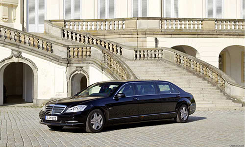 Mercedes S600 1,4 triệu đô của Tổng thống Nga có gì?