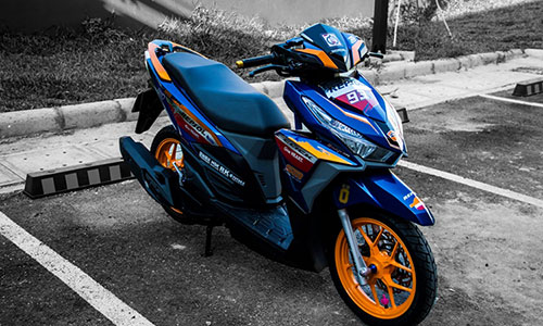 "Soi" xe tay ga Honda Click 125i bản Repsol tại Việt Nam