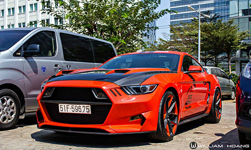 Ford Mustang Ecoboost 2015 độ hơn nửa tỷ tại Sài Gòn