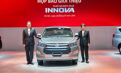 Toyota Việt Nam bán hơn 500 xe Innova mới sau hai tuần