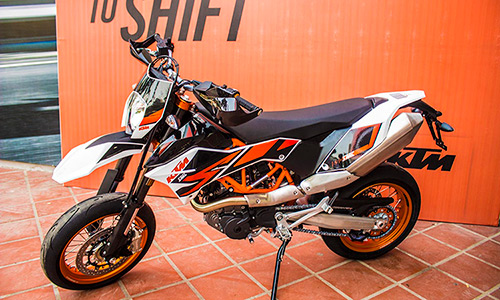 KTM 690 SMC R 2017 "chốt giá" 469 triệu đồng tại VN