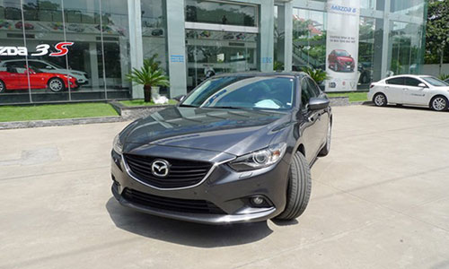 Mazda 6 giảm giá gần 200 triệu tại Việt Nam có gì hot?