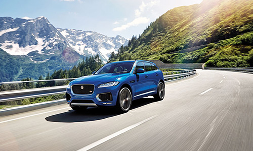 Phái đẹp chọn Jaguar F-PACE là xe tuyệt nhất năm 2016