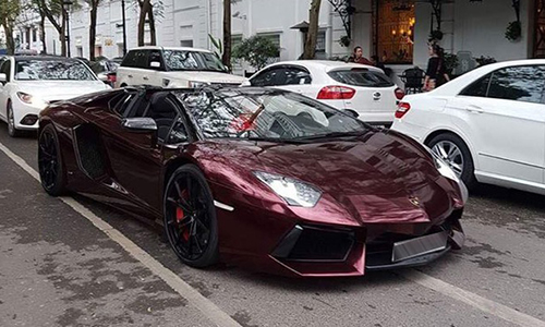 Thiếu gia 9x Hà thành “show hàng” Aventador hơn 20 tỷ