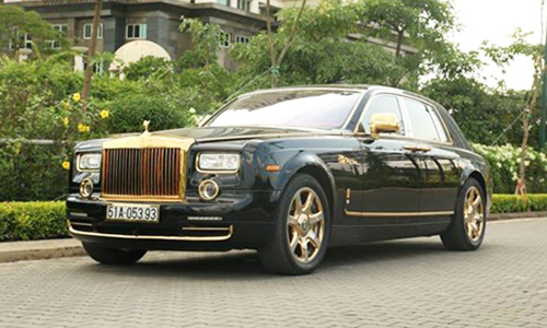 Những siêu xe Rolls-Royce tiền tỷ, mạ vàng của đại gia Việt 