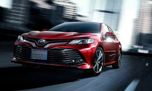 Toyota Camry Hybrid 2018 "uống xăng" siêu tiết kiệm