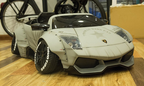 Lamborghini Murcielago cho "đại gia nhí" giá 64 triệu tại VN